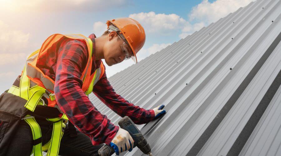 Professional New roof installation in Campbellton, TX